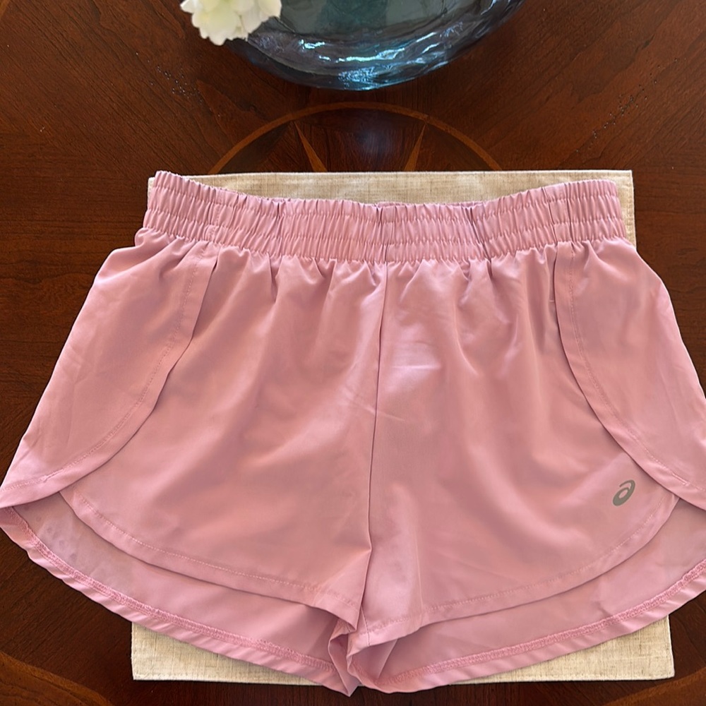 ASICS women’s running shorts size M